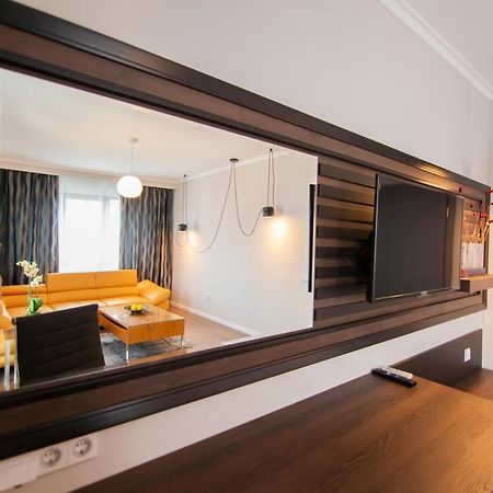 Business Class Apartment Cluj-Napoca Esterno foto