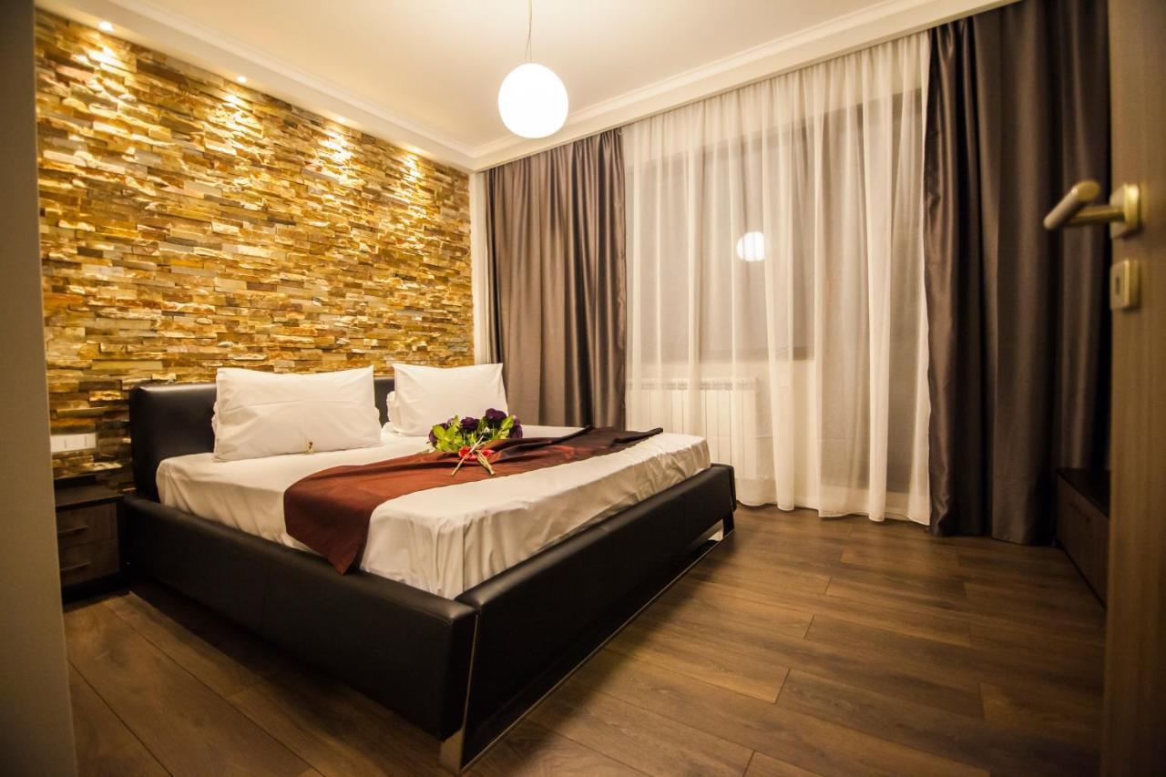 Business Class Apartment Cluj-Napoca Esterno foto