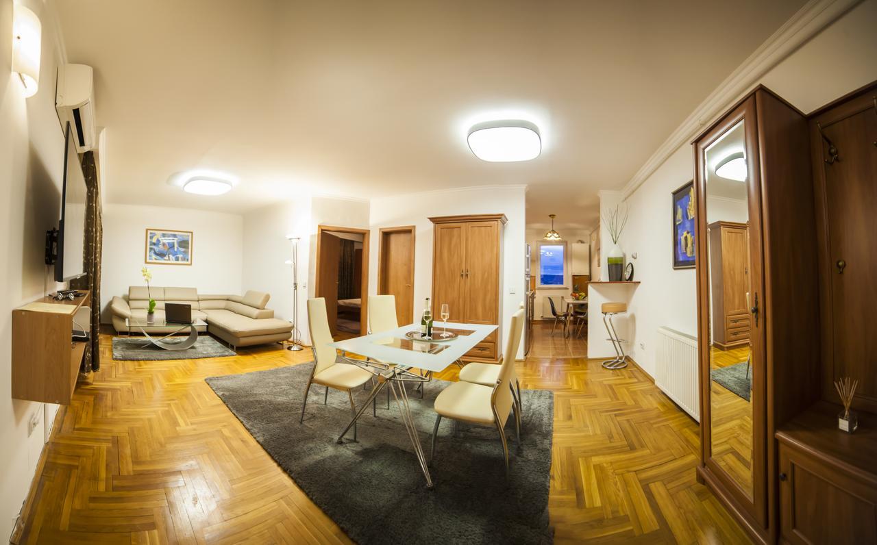 Business Class Apartment Cluj-Napoca Esterno foto